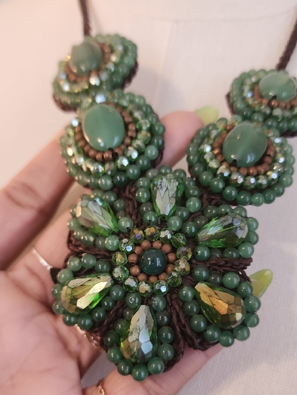 Green Beaded Statement Necklace Floral Cluster Bib Braided Cord - Picture 5 of 10
